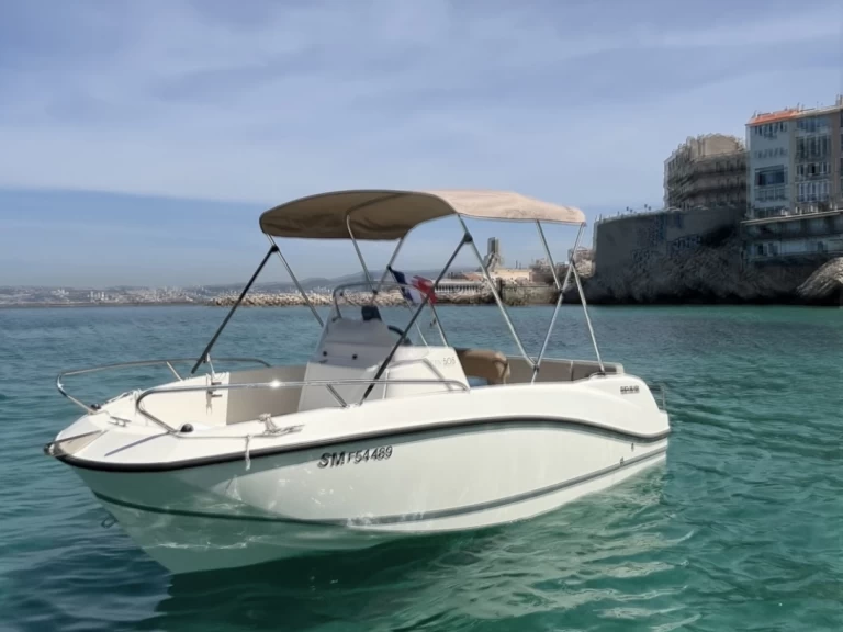B2 Marine Cap Ferret 522 Open Sport między profesjonalistami a osobami prywatnymi w Marsylia