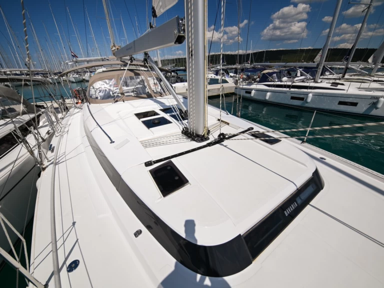 Wynajem łodzi Bavaria Bavaria C50 w Sukosan na SamBoat 