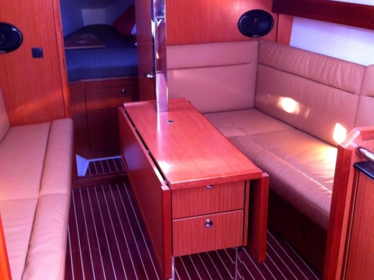 Wynajmij Żaglowiec z lub bez skippera Bavaria w Olbia