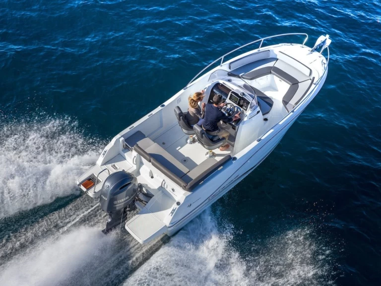 Wynajmij Jeanneau Cap Camarat 6.5 CC Serie 3 w Cogolin