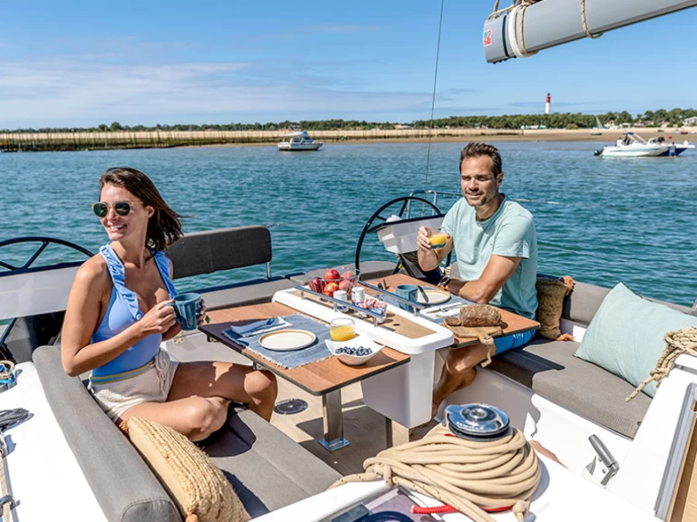 Wynajmij Dufour Dufour 37 w Donji Seget