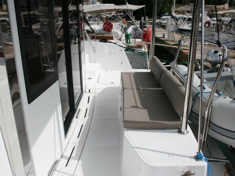 Wynajmij Bali Bali Catspace Voile w Komolac