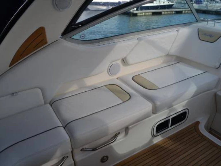 Wynajmij Motorówka z lub bez skippera Sea Ray w Southampton