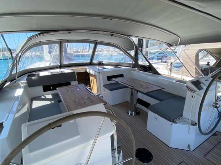 Wynajem łodzi Bavaria Bavaria C50 Holiday - 5 cab. w Goecek na SamBoat 