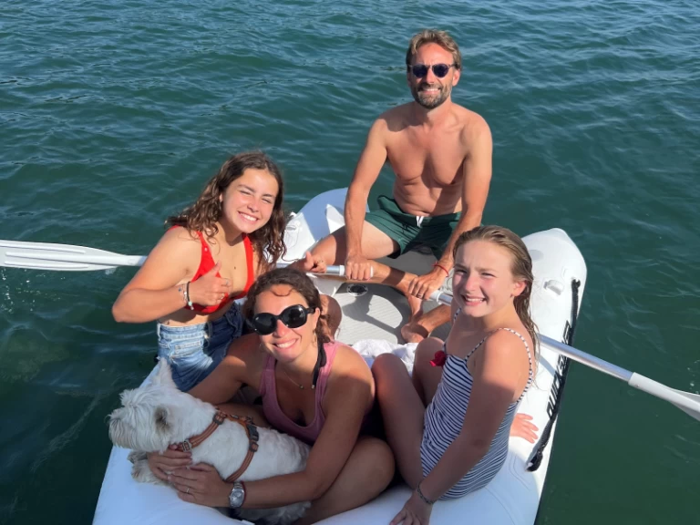 Wynajem w La Trinité-sur-Mer- Quicksilver Activ 755 Weekend na SamBoat