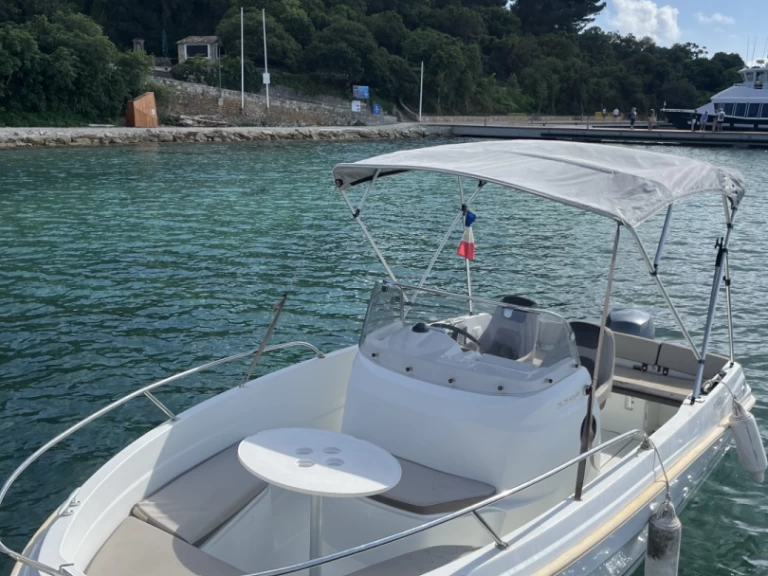 Wynajem w Antibes- Bat Artic Artic 45 na SamBoat