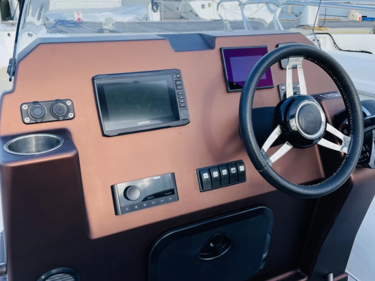 Wynajmij Łódż półsztywna z lub bez skippera Zodiac w Bormes-les-Mimosas