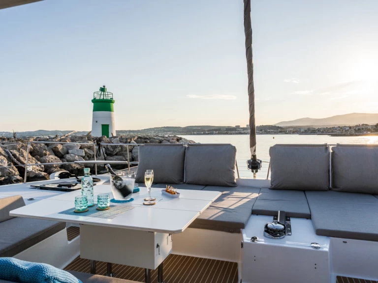 Wynajmij Bali Bali 5.4 w Olbia
