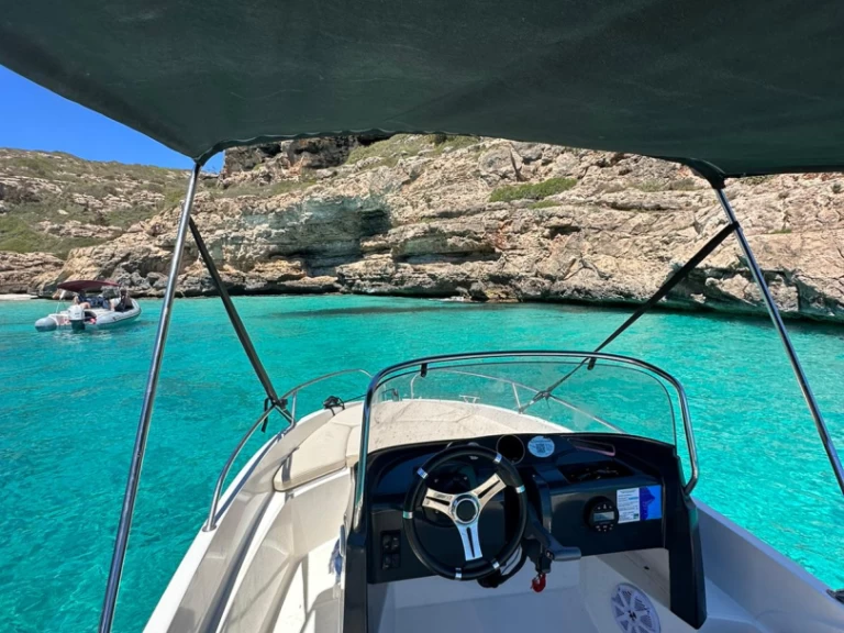 Wynajem łodzi Karnic Am 490 w s'Estanyol de Migjorn na SamBoat 