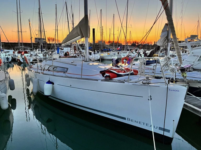 Wynajem łodzi Bénéteau Oceanis 34 w La Rochelle na SamBoat 