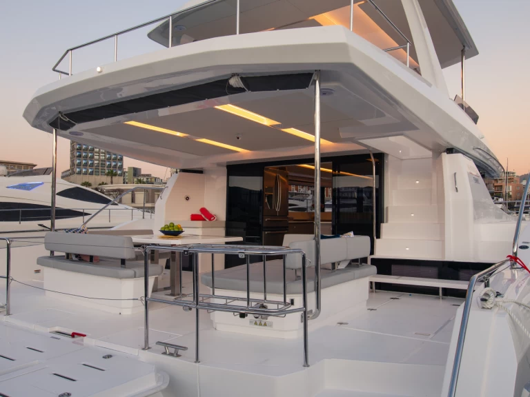 Wynajem Motorówka Leopard z patentem 