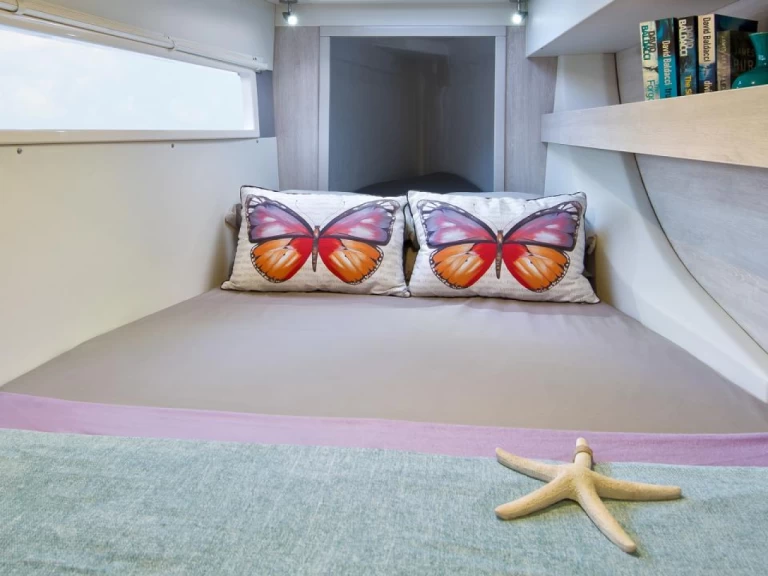 Leopard Leopard 43 Powercat między profesjonalistami a osobami prywatnymi w Road Town