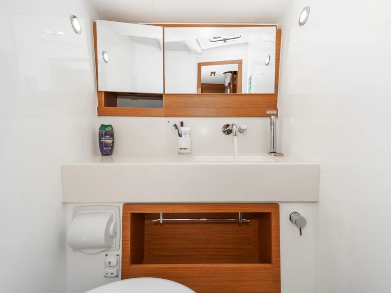 Wynajmij Dufour Dufour 470 w Skradin