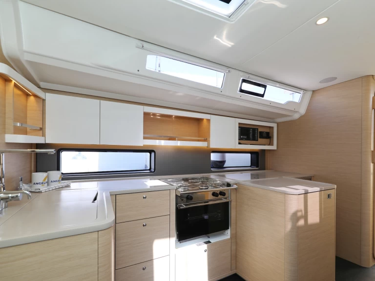 Żaglowiec do wynajmu w Biograd na Moru w najlepszej cenie