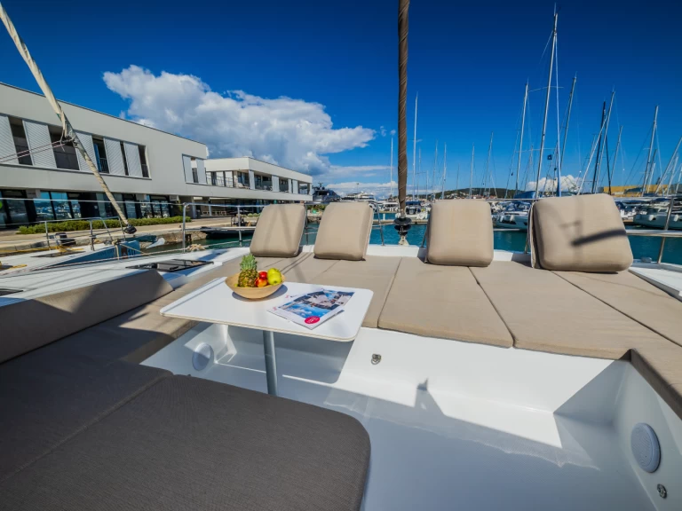 Wynajmij Bali Bali 4.4 w Donji Seget