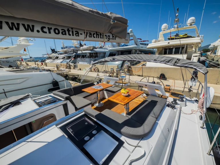 Wynajem Żaglowiec w Kaštela - Hanse Hanse 460