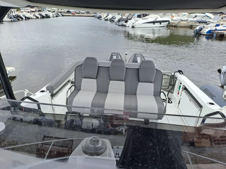 Wynajmij Jeanneau 9.0 w Saint-Florent