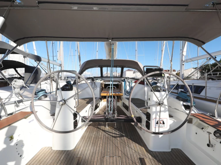 Wynajmij Żaglowiec z lub bez skippera Bavaria w Trogir