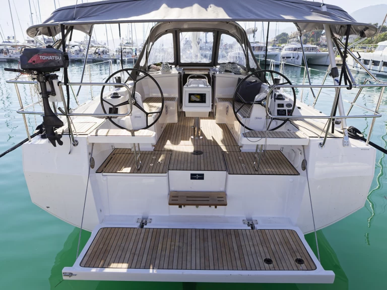 Żaglowiec do wynajmu w Kaštela w najlepszej cenie