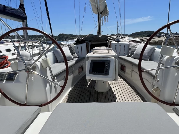 Żaglowiec do wynajmu w Lizbona w najlepszej cenie