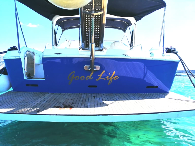 Motorówka do wynajmu w Giardini-Naxos w najlepszej cenie