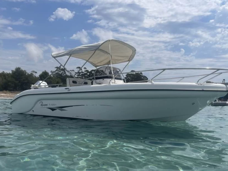 Wynajem w Hyeres- Ranieri Voyager 22 na SamBoat