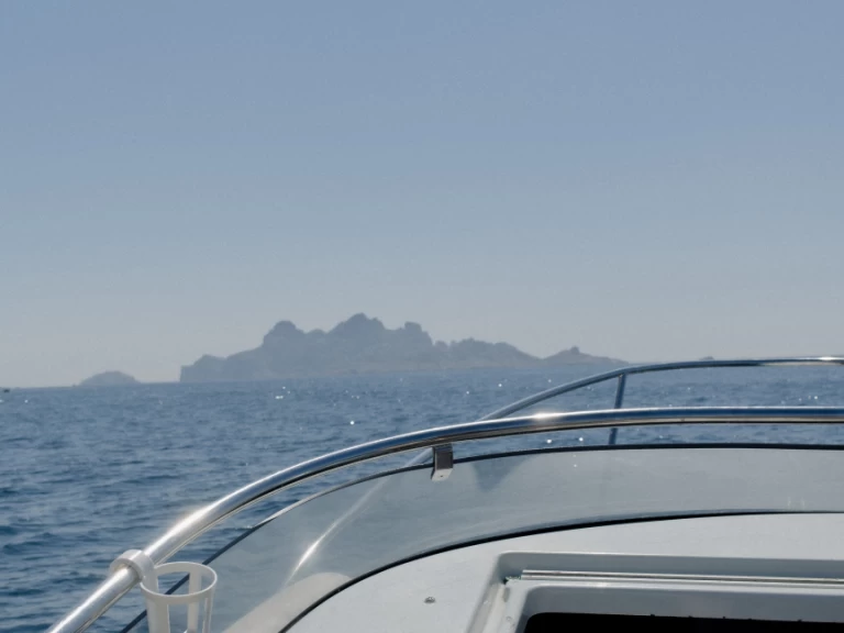 Wynajmij Bénéteau Flyer 5 Grand Prix w Marsylia