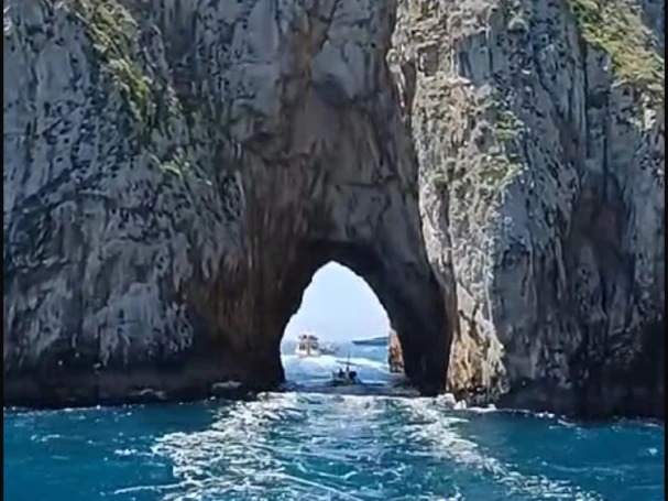 Wynajem w Castellammare di Stabia- Azimut Az 34 na SamBoat