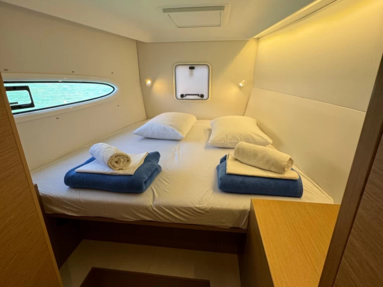 Wynajem łodzi Komolac tanio Excess 14