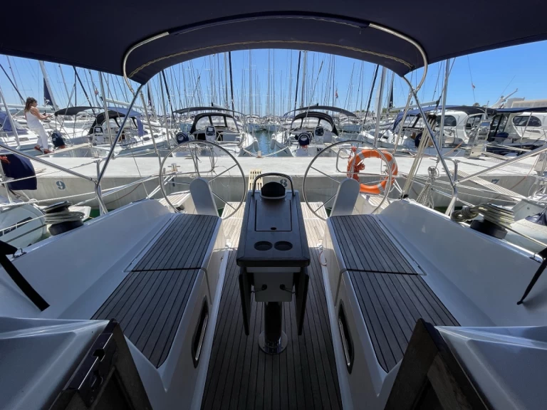 Wynajem łodzi Bavaria Cruiser 37 w Sukosan na SamBoat 