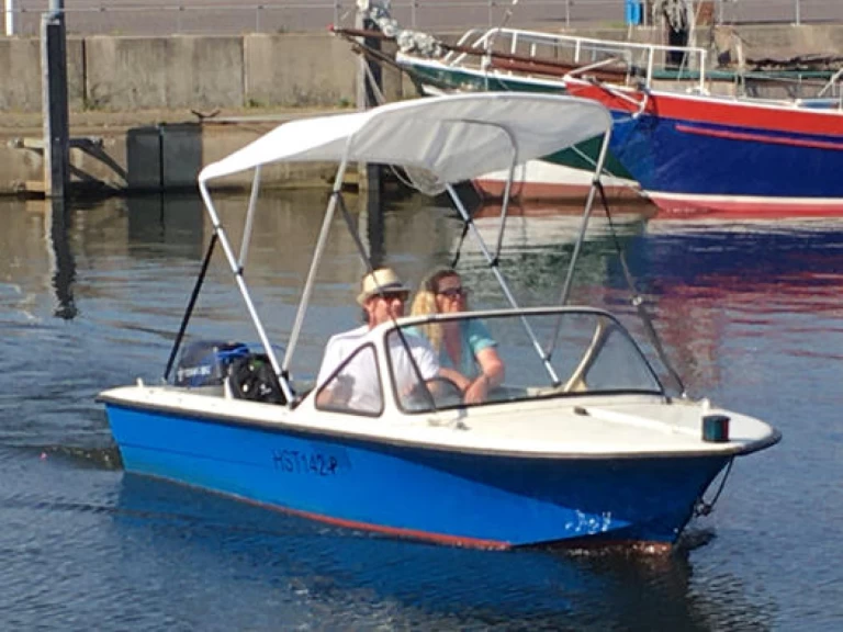 Wynajem łodzi Trainer 1 w Rostock na SamBoat 