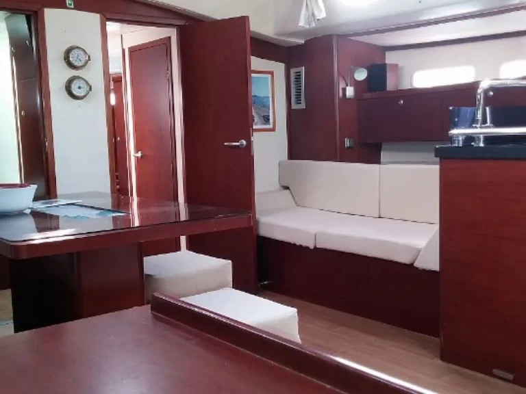 Wynajmij Żaglowiec z lub bez skippera Hanse w Salamína