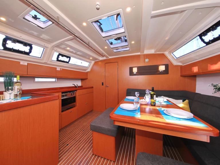 Wynajem w Kaštela- Bavaria Cruiser 46 na SamBoat