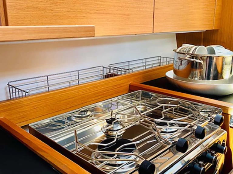 Żaglowiec do wynajmu w Punta Ala w najlepszej cenie