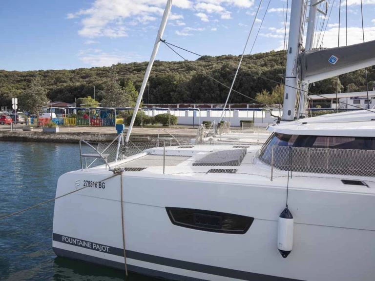 Wynajmij Katamaran z lub bez skippera Fountaine Pajot w Pomer