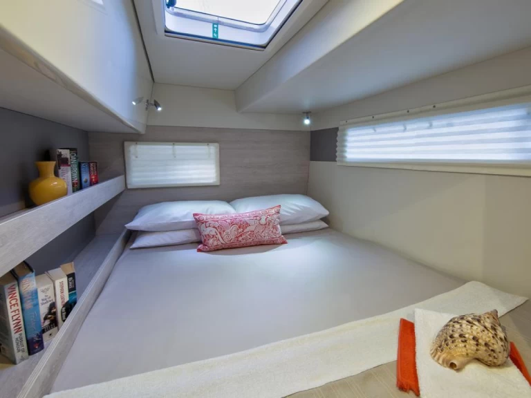 Wynajem łodzi Preveza tanio Leopard 434 PC