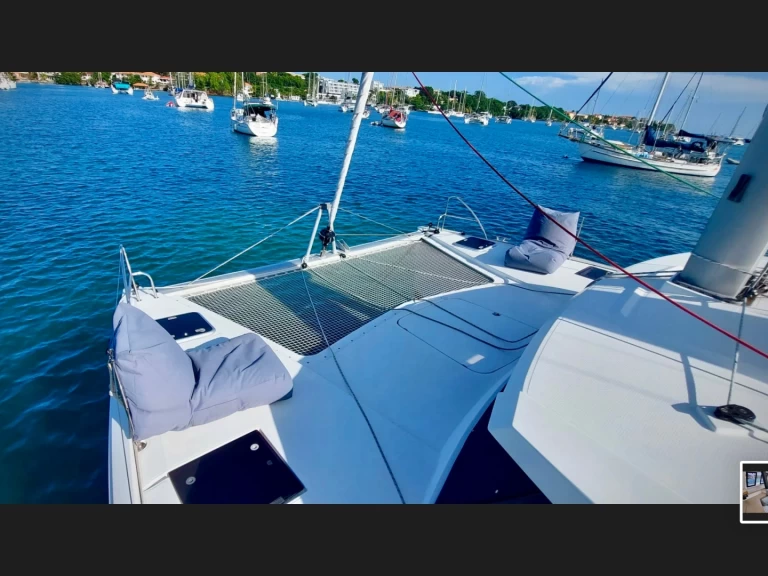 Wynajem Katamaran w Tortola - Fountaine Pajot Lucia 40