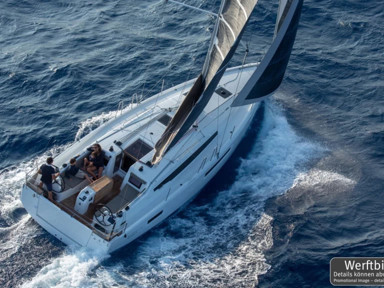 Wynajmij Żaglowiec z lub bez skippera Jeanneau w Rogoznica