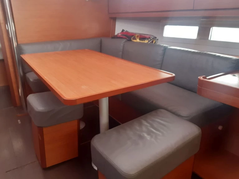 Wynajem łodzi Dufour Dufour 390 GL w Saint-Mandrier-sur-Mer na SamBoat 