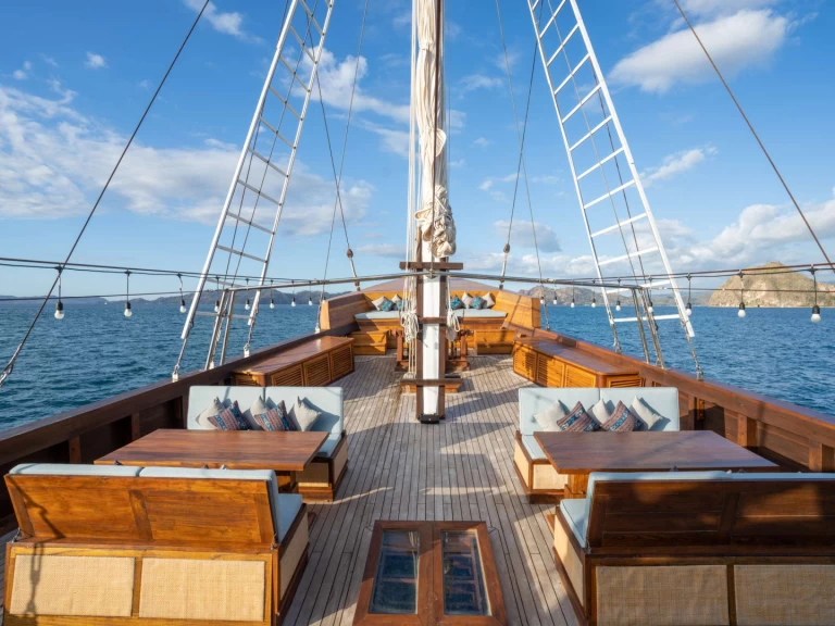 Wynajem łodzi  THE MAJ OCEANIC w Labuan Bajo na SamBoat 