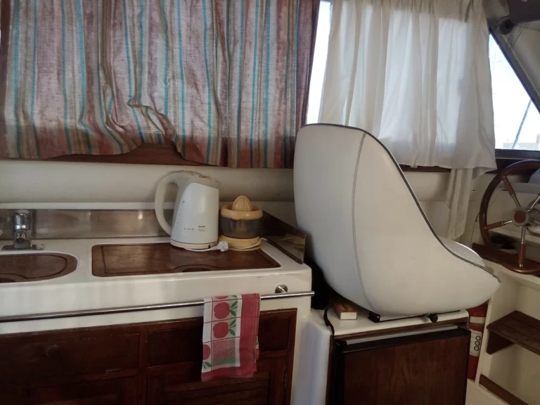 Wynajem Motorówka Rodman z patentem 