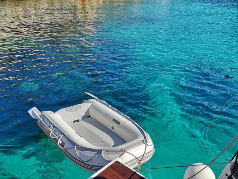 Bavaria Cruiser 45 między profesjonalistami a osobami prywatnymi w Palma de Mallorca