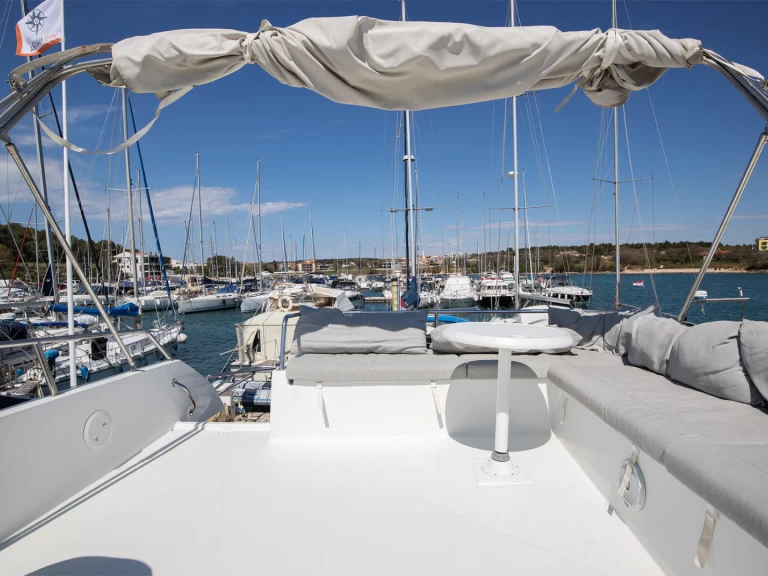 Fountaine Pajot Fountaine Pajot MY 37 między profesjonalistami a osobami prywatnymi w Pomer