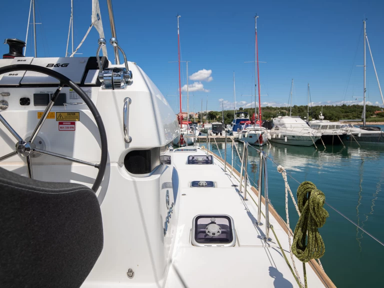 Wynajmij Lagoon Lagoon 40 w Pomer