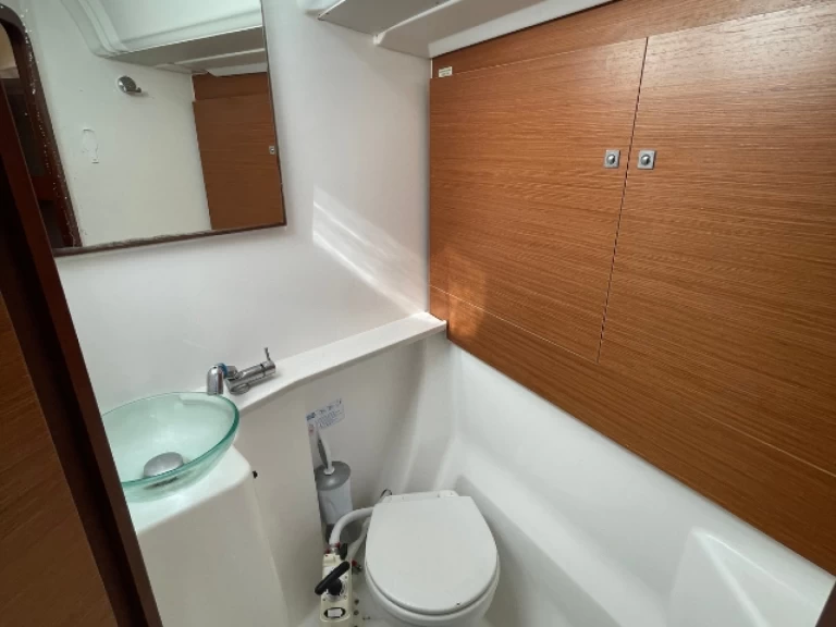 Wynajmij Dufour Dufour 460 Grand Large w Alimos