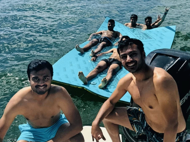 Wynajem Motorówka w Miami - Sea Ray Sea Ray 270 Sundeck Outboard