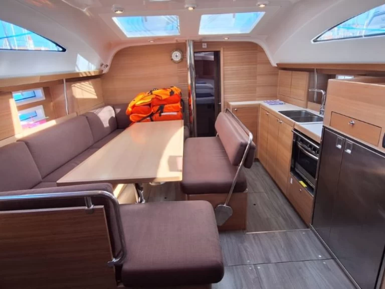 Wynajem łodzi Elan Impression 45.1 w Trogir na SamBoat 