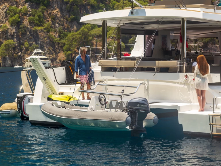 Bali Bali 5.4 między profesjonalistami a osobami prywatnymi w Sukosan