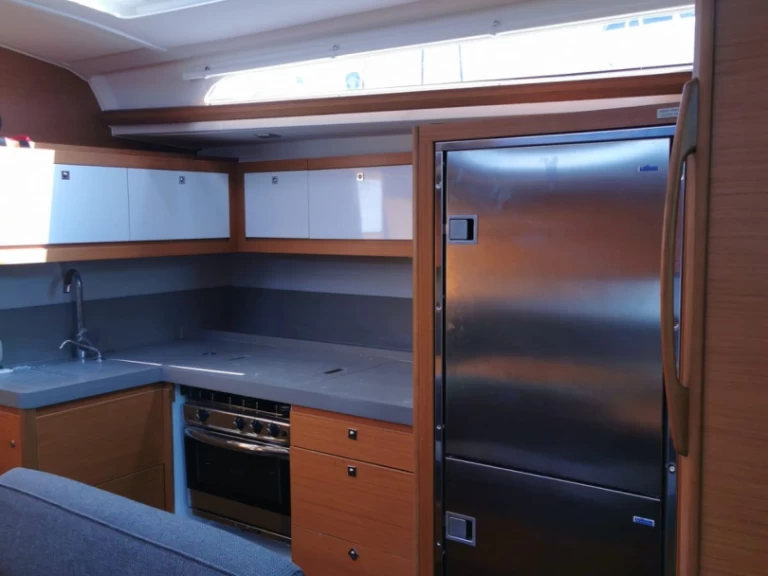 Wynajem Żaglowiec w Alimos - Dufour Dufour 470