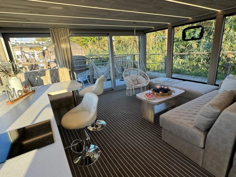 Wynajmij Luxboot Luxboot w Buchholz City